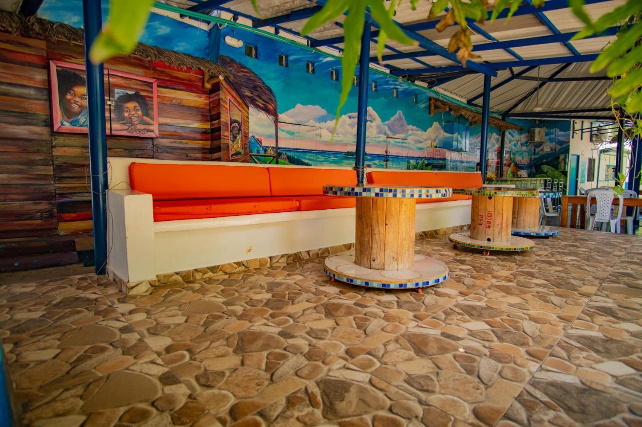 Alojamiento San Martin San Andrés Exteriör bild