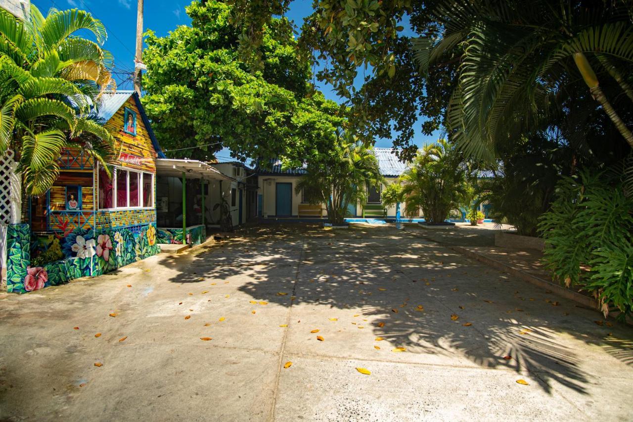 Alojamiento San Martin San Andrés Exteriör bild