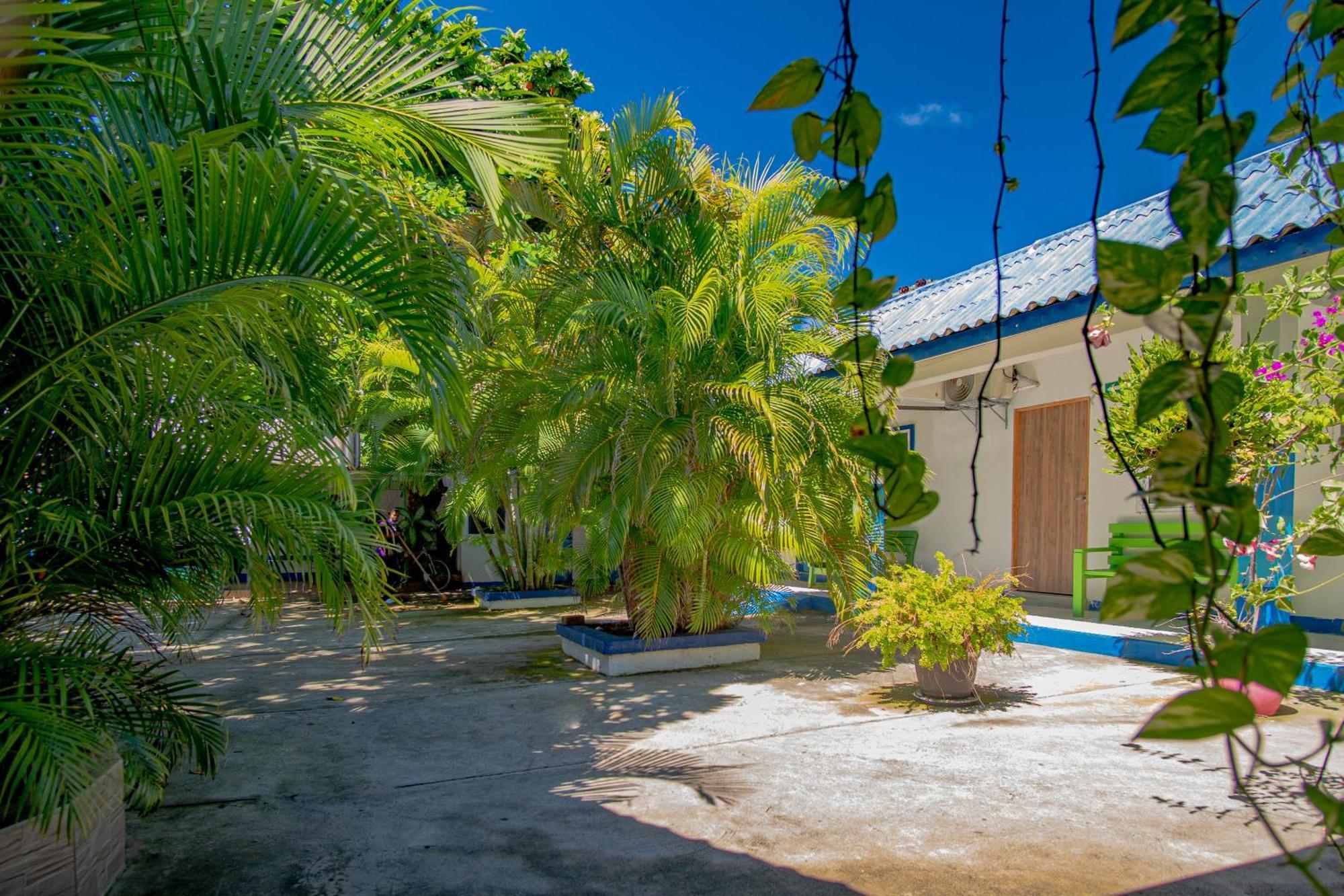 Alojamiento San Martin San Andrés Exteriör bild