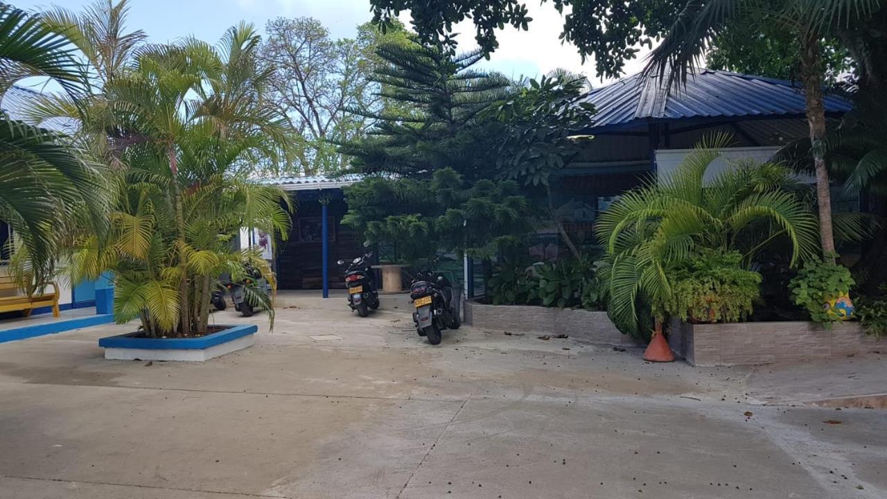 Alojamiento San Martin San Andrés Exteriör bild